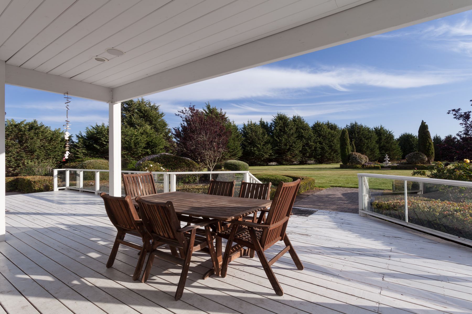 Covered deck with outdoor dining